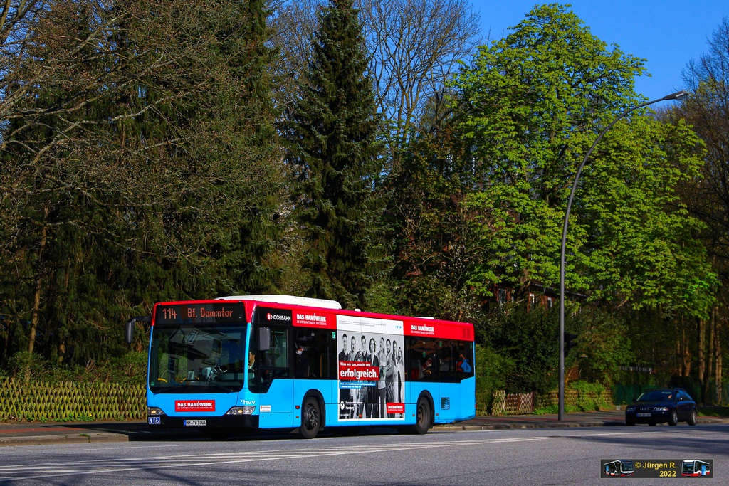 Ein Bild, das Text, Baum, drau�en, Stra�e enth�lt.

Automatisch generierte Beschreibung