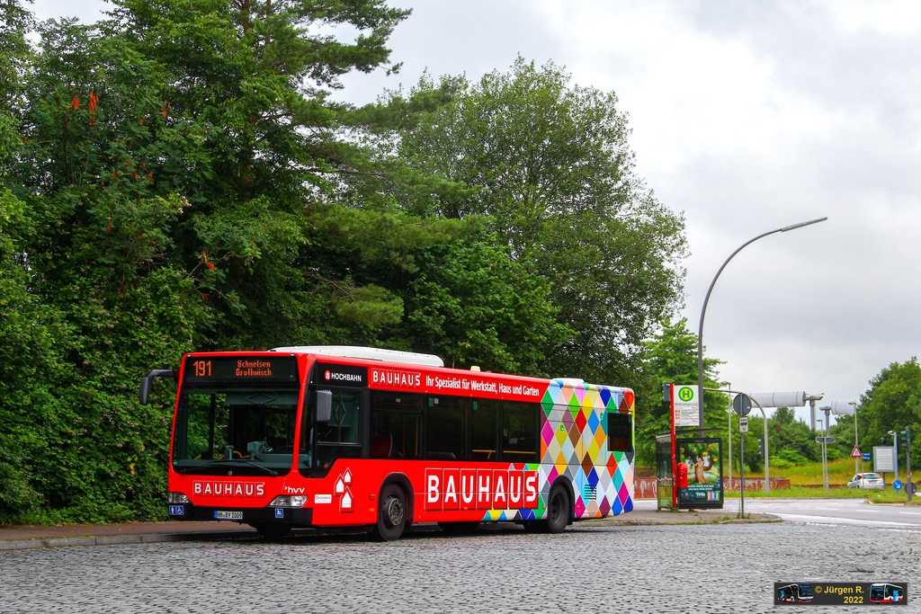 Ein Bild, das Baum, drau�en, Bus, Himmel enth�lt.

Automatisch generierte Beschreibung