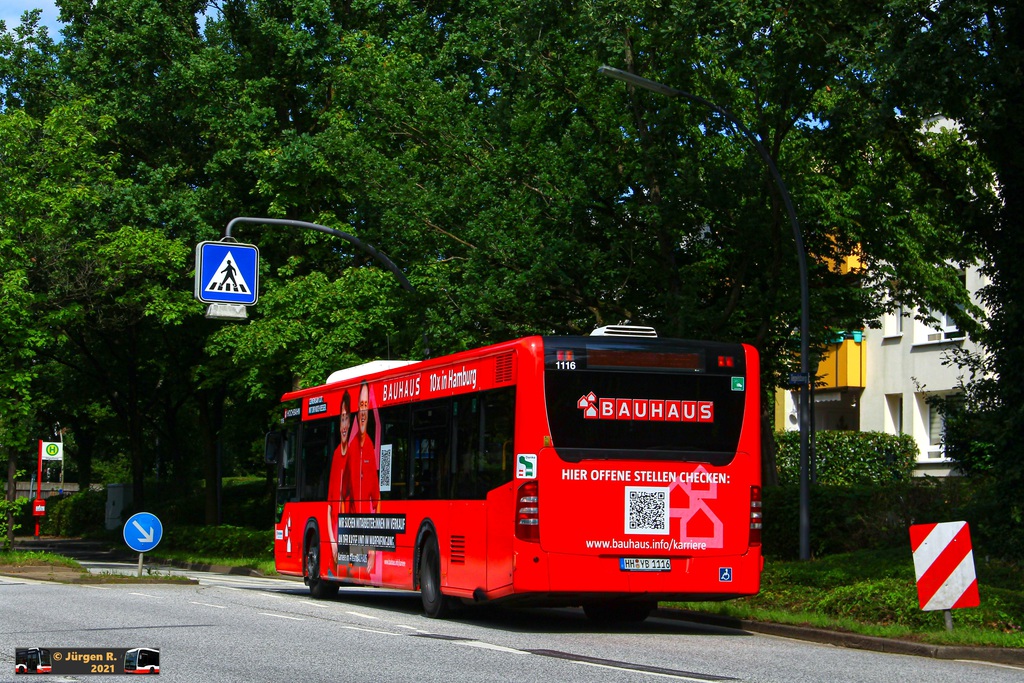 Ein Bild, das Text, Baum, drau�en, Stra�e enth�lt.

Automatisch generierte Beschreibung