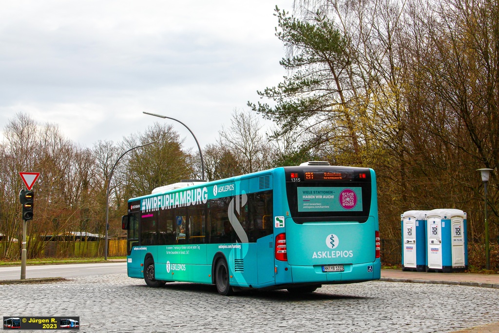 Ein Bild, das Text, Baum, drau�en, Bus enth�lt.

Automatisch generierte Beschreibung