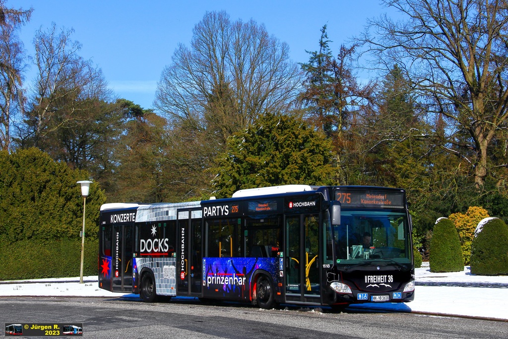 Ein Bild, das Text, Baum, drau�en, Stra�e enth�lt.

Automatisch generierte Beschreibung