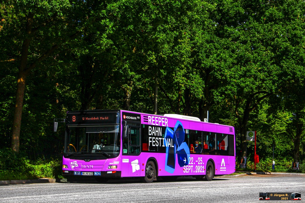 Ein Bild, das Baum, Bus, drau�en, Stra�e enth�lt.

Automatisch generierte Beschreibung