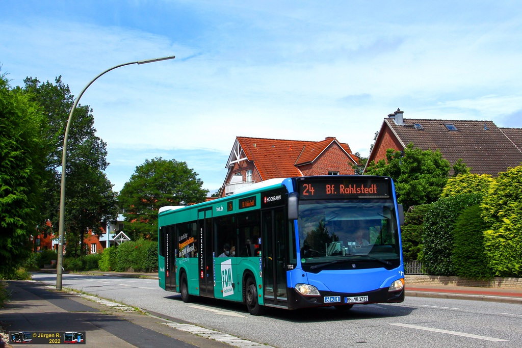 Ein Bild, das Text, drau�en, Stra�e, Baum enth�lt.

Automatisch generierte Beschreibung