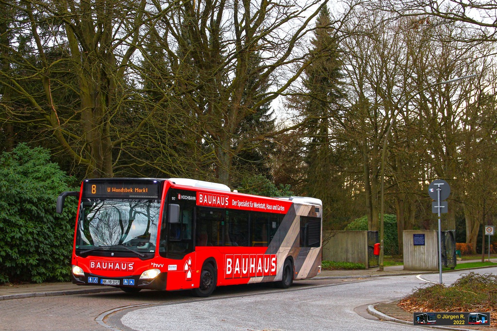 Ein Bild, das Text, Baum, drau�en, Stra�e enth�lt.

Automatisch generierte Beschreibung