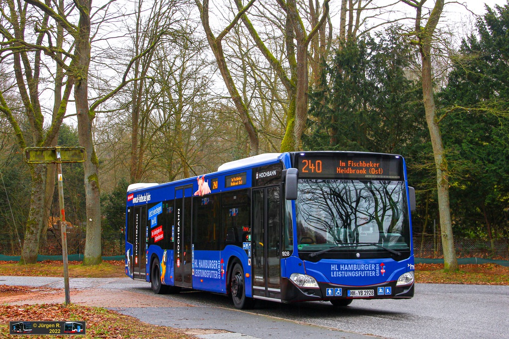 Ein Bild, das Baum, drau�en, Bus, Stra�e enth�lt.

Automatisch generierte Beschreibung