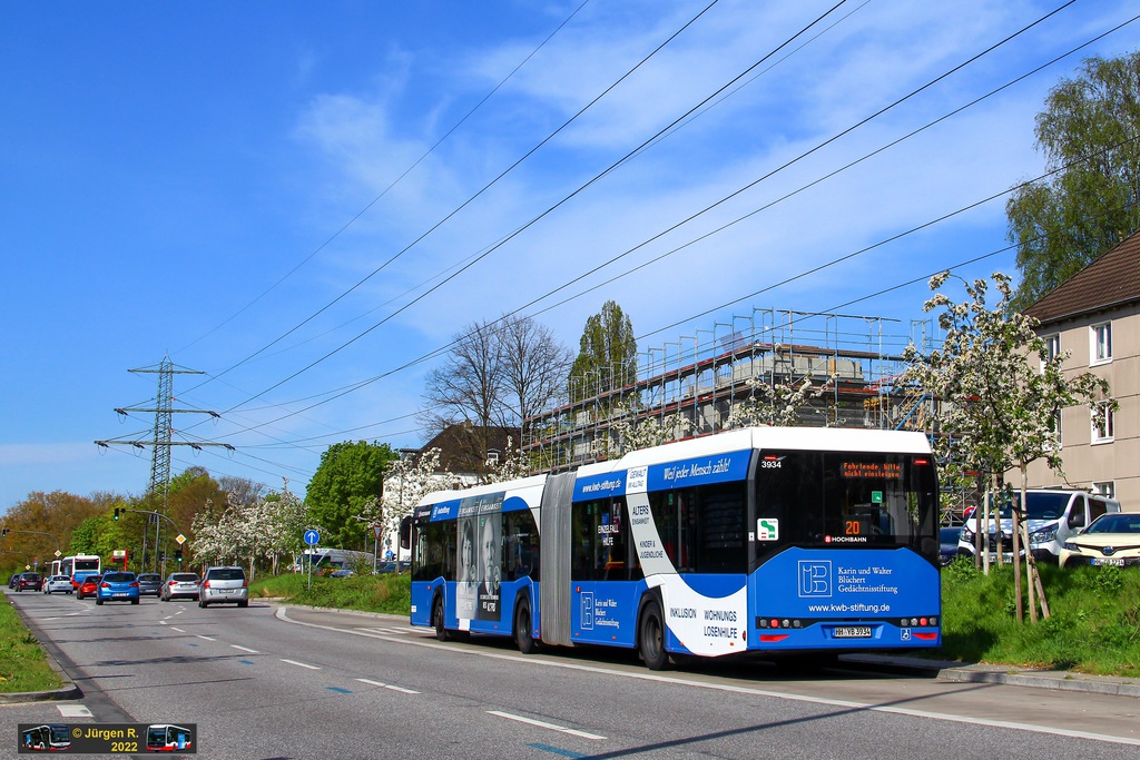 Ein Bild, das Text, Himmel, drau�en, Stra�e enth�lt.

Automatisch generierte Beschreibung