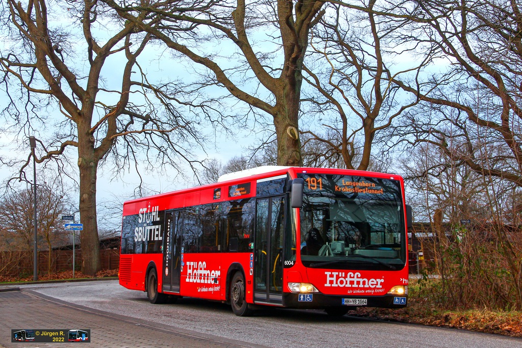 Ein Bild, das Baum, drau�en, Bus, Stra�e enth�lt.

Automatisch generierte Beschreibung