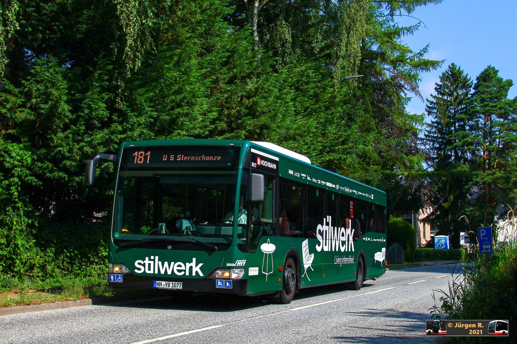 Ein Bild, das Text, Baum, drau�en, Stra�e enth�lt.

Automatisch generierte Beschreibung