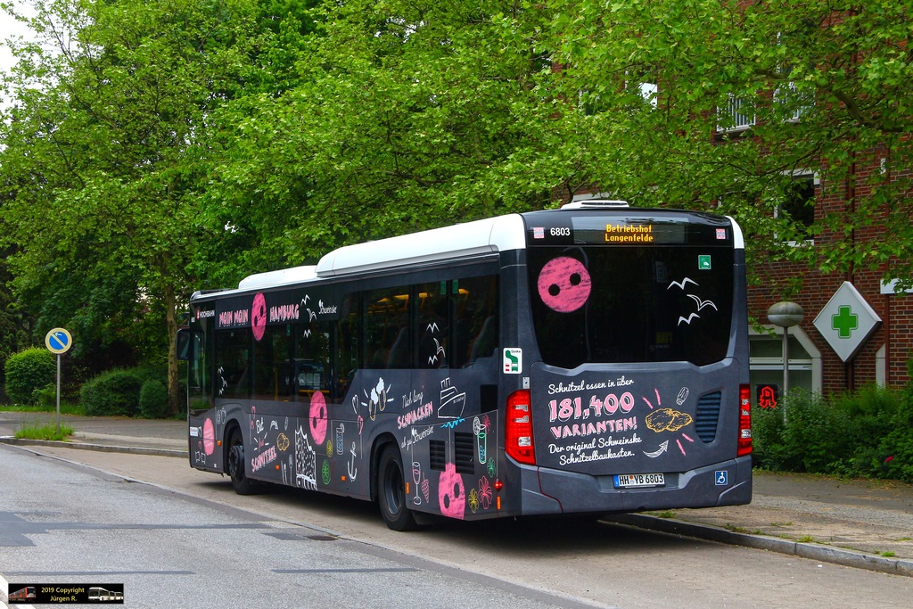 Ein Bild, das Text, Baum, Stra�e, drau�en enth�lt.

Automatisch generierte Beschreibung