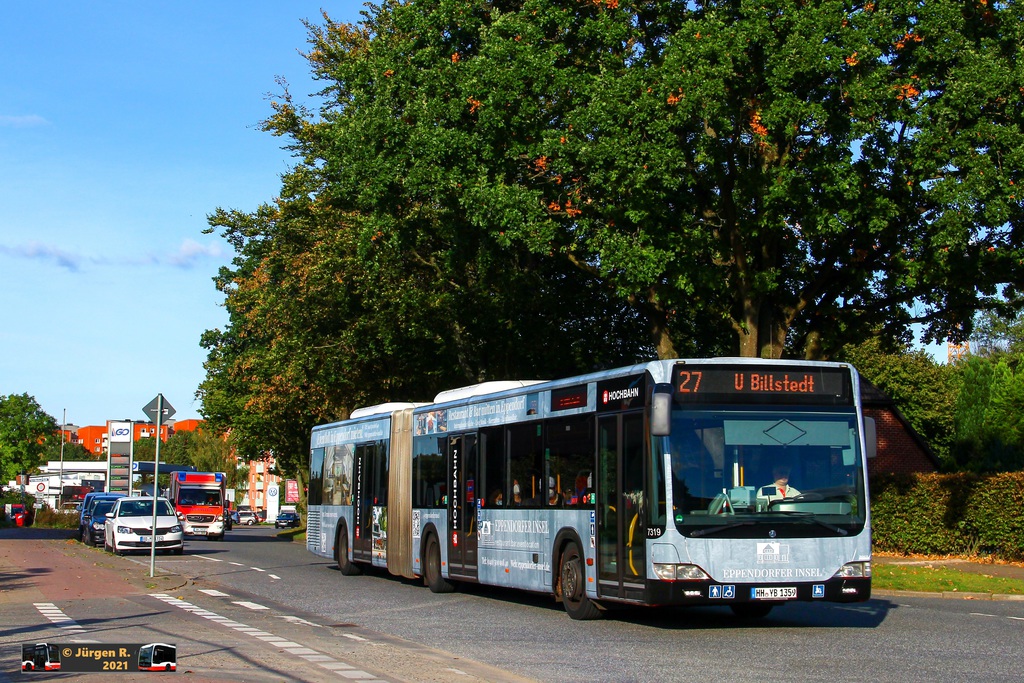 Ein Bild, das Text, Baum, drau�en, Bus enth�lt.

Automatisch generierte Beschreibung