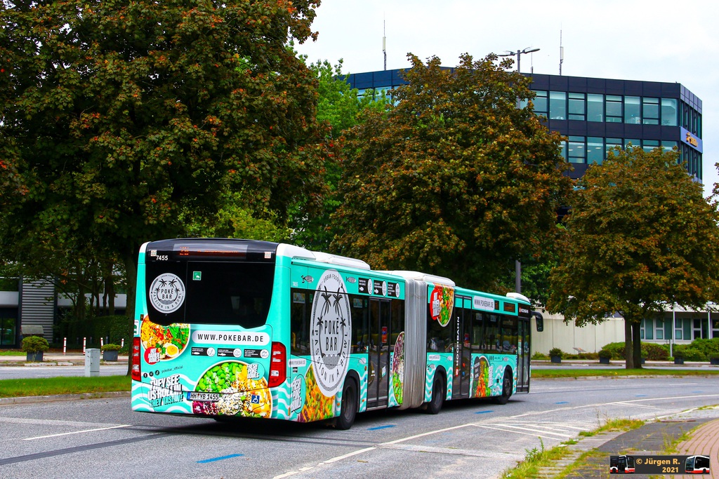 Ein Bild, das Text, Baum, drau�en, Stra�e enth�lt.

Automatisch generierte Beschreibung