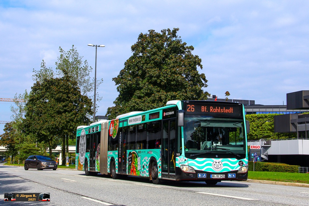 Ein Bild, das Text, Baum, drau�en, Stra�e enth�lt.

Automatisch generierte Beschreibung