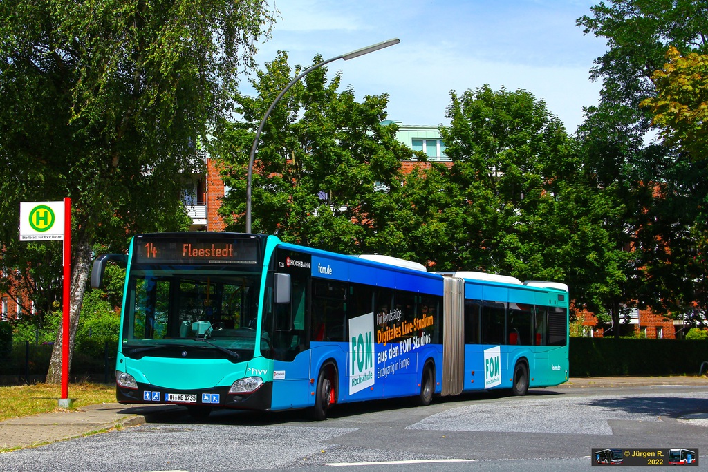 Ein Bild, das Text, Baum, drau�en, Stra�e enth�lt.

Automatisch generierte Beschreibung