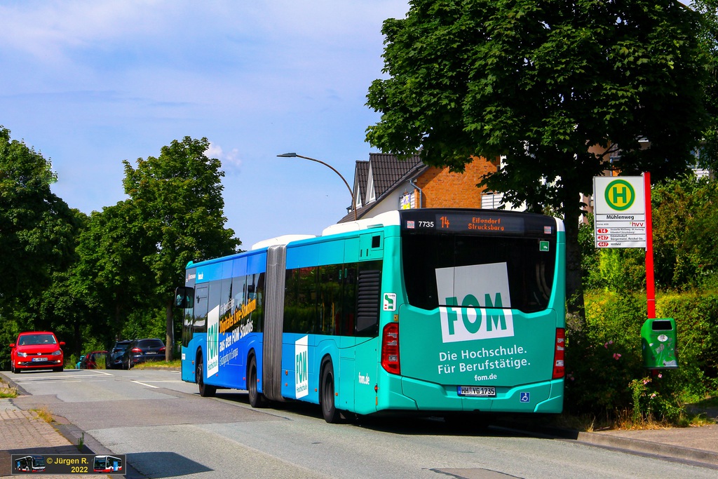 Ein Bild, das Text, Baum, drau�en, Stra�e enth�lt.

Automatisch generierte Beschreibung