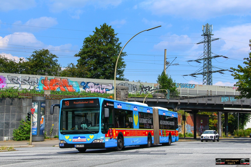 Ein Bild, das Text, drau�en, Baum, Stra�e enth�lt.

Automatisch generierte Beschreibung