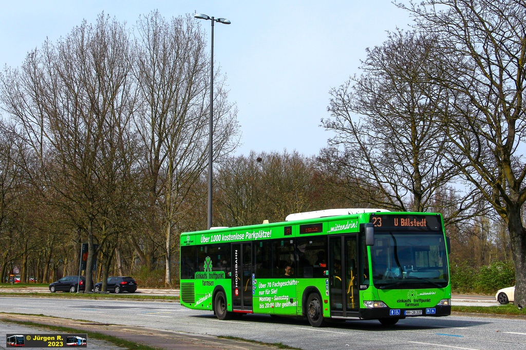 Ein Bild, das Text, Baum, drau�en, Bus enth�lt.

Automatisch generierte Beschreibung