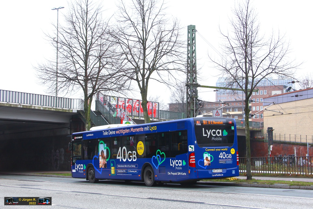 Ein Bild, das Text, drau�en, Bus, Stra�e enth�lt.

Automatisch generierte Beschreibung